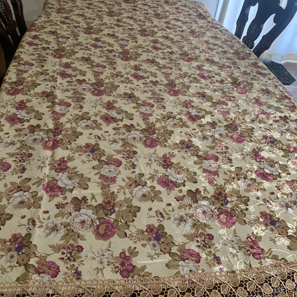 Tablecloth for 6 chairs
